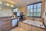 Master ensuite with spa tub